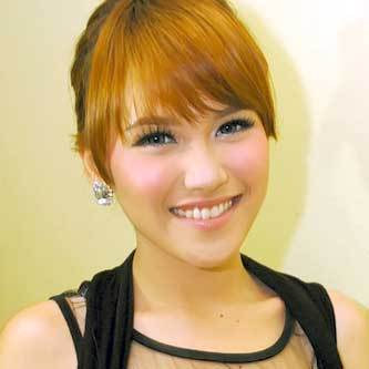 ayu_20rosmalina.jpg